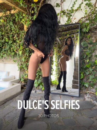 W4B – 2023-04-15 – Magazine – Dulce – Dulce’s Selfies (30) 6048×8064