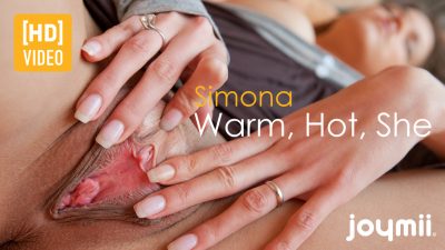 JMI – 2010-12-12 – Simona – Warm, Hot, She (Video) Full HD MP4 1920×1080